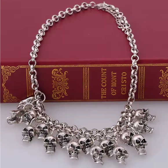 Gothic Skull Charm Silver Necklace - Picture 1 of 5